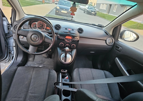 Mazda 2 cena 20000 przebieg: 225000, rok produkcji 2013 z Białystok małe 56